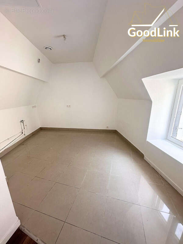 Appartement à MENNECY