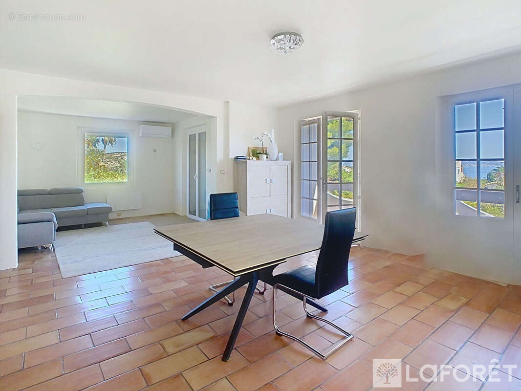 Maison à CARRY-LE-ROUET