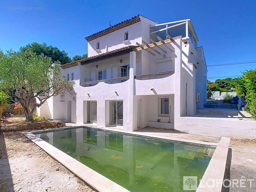 Maison à CARRY-LE-ROUET