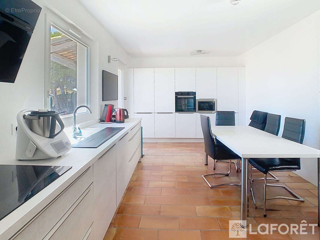 Maison à CARRY-LE-ROUET