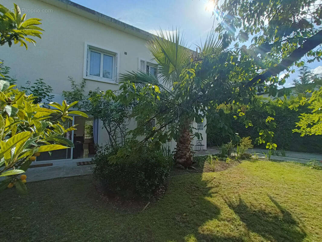 Maison à VILLEMOMBLE