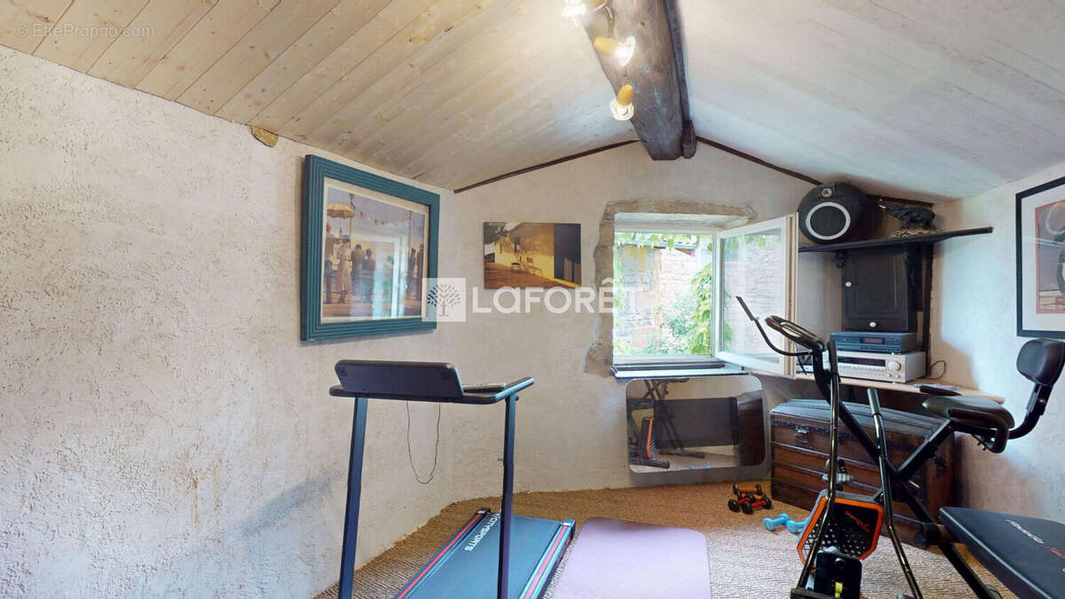 Maison à CURIS-AU-MONT-D&#039;OR