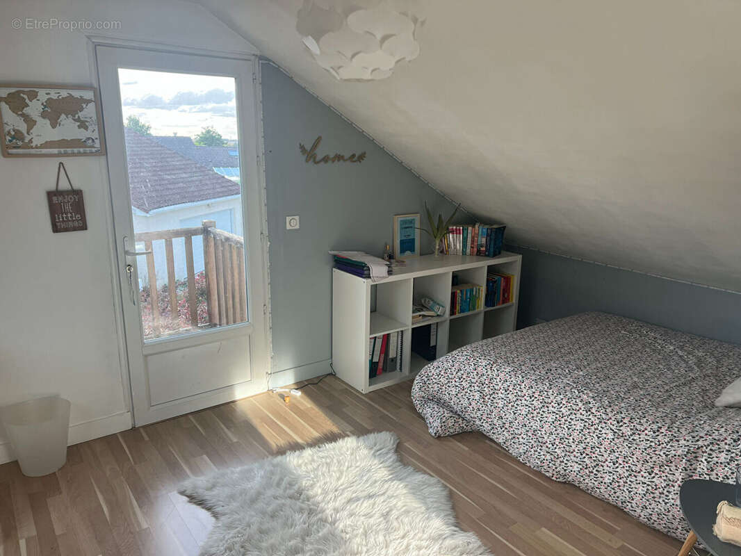 Maison à MAREIL-SUR-MAULDRE