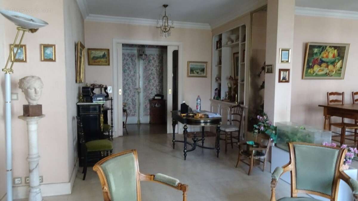 Appartement à SAINT-ETIENNE