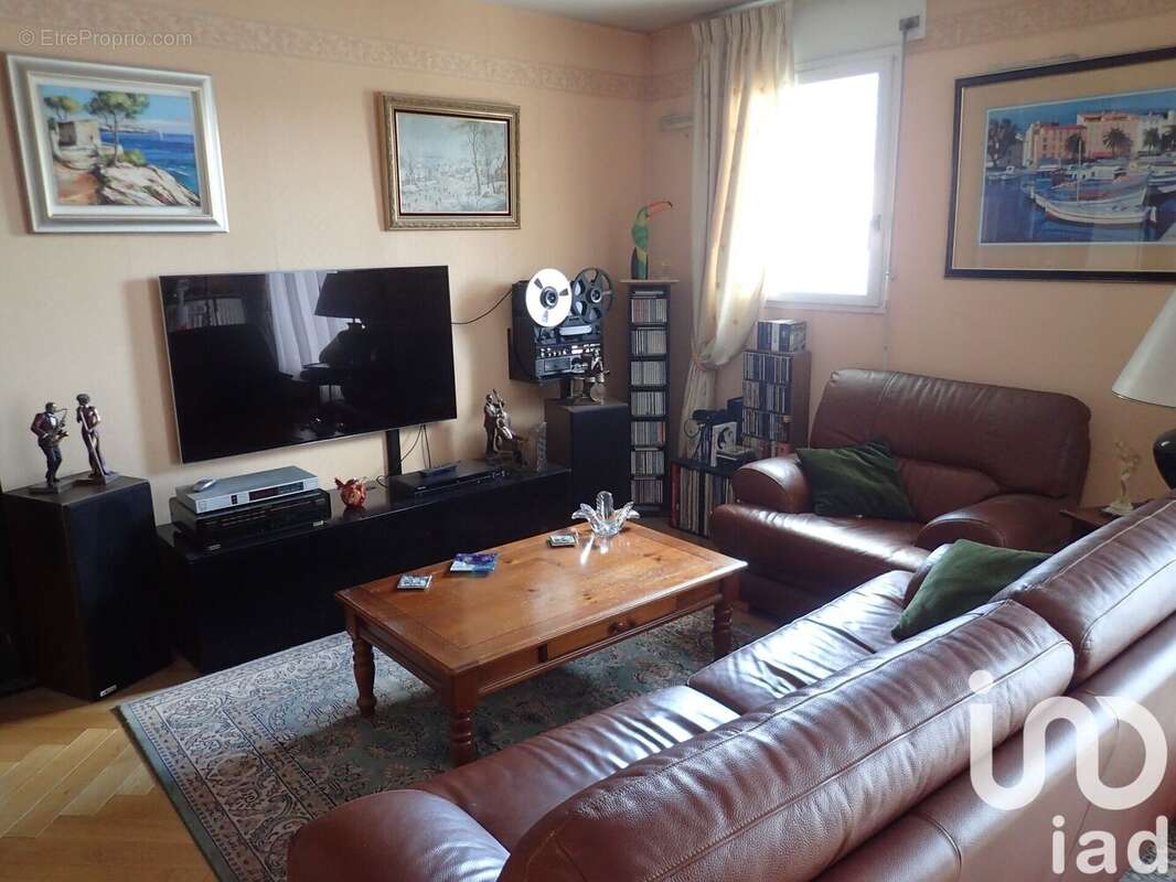 Photo 6 - Appartement à SAVIGNY-SUR-ORGE