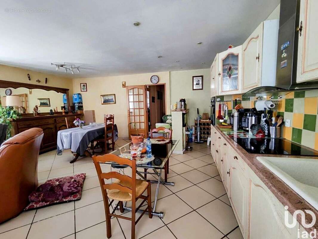 Photo 2 - Maison à ARTANNES-SUR-INDRE