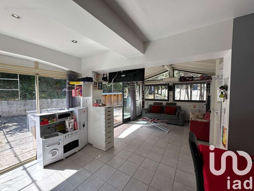 Photo 4 - Maison à VENELLES