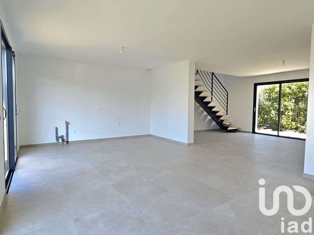 Photo 4 - Maison à LESPIGNAN