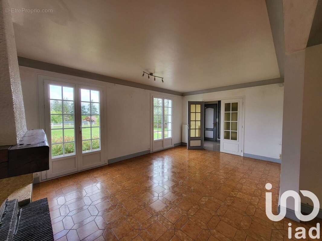 Photo 5 - Maison à VARENNES-CHANGY