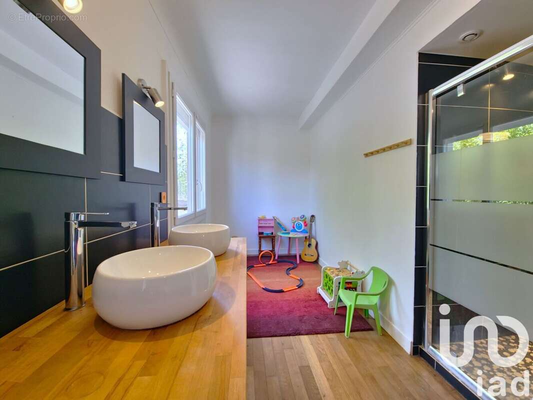 Photo 8 - Maison à COSNAC