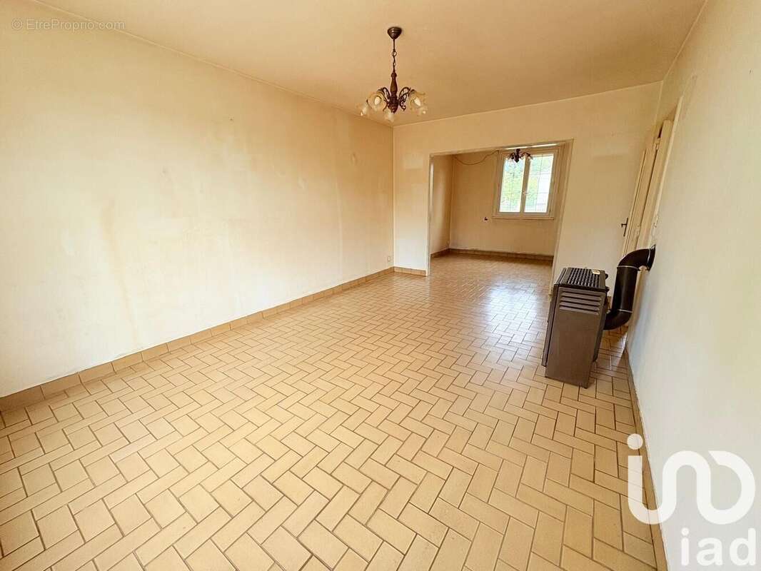 Photo 8 - Maison à TORTERON