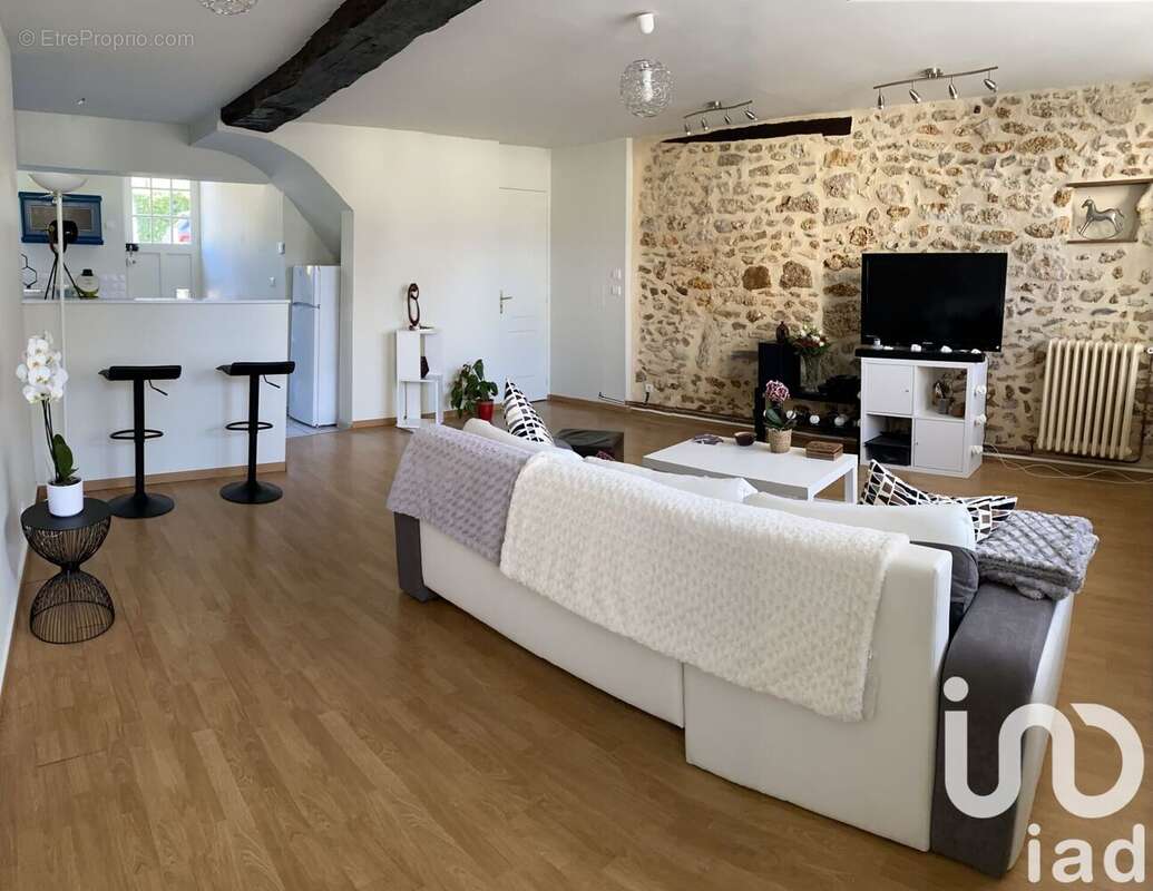 Photo 2 - Maison à CERNAY-LA-VILLE