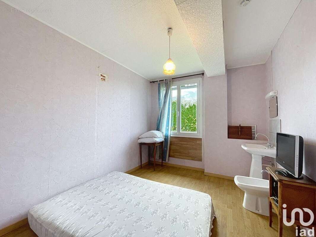 Photo 6 - Commerce à ROGNY-LES-SEPT-ECLUSES