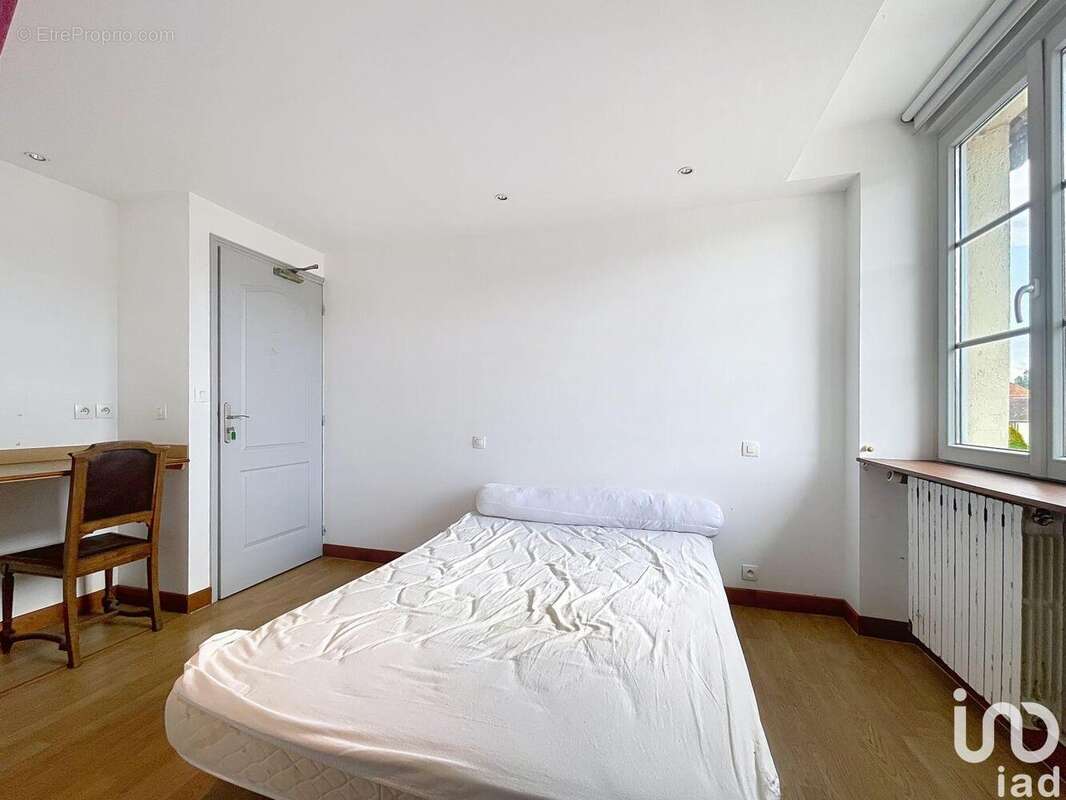 Photo 9 - Commerce à ROGNY-LES-SEPT-ECLUSES