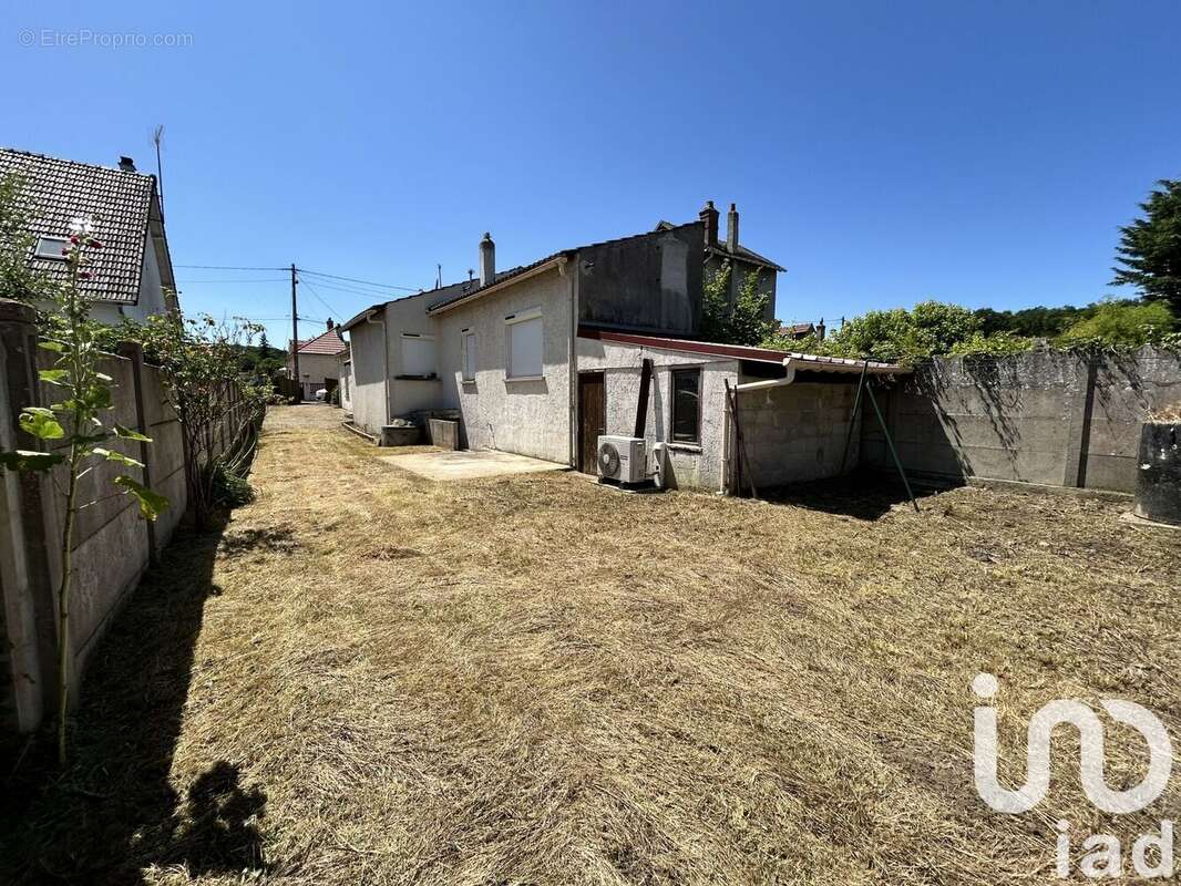 Photo 3 - Maison à SAINT-PIERRE-LES-NEMOURS