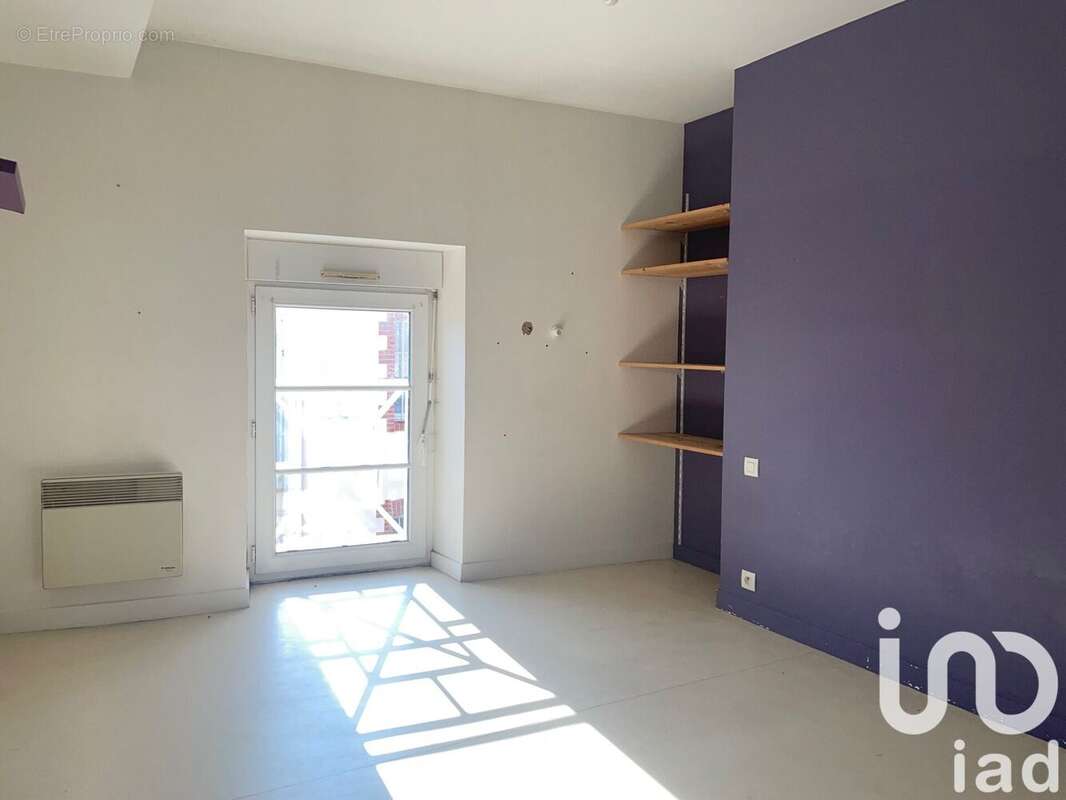 Photo 2 - Maison à MONNIERES