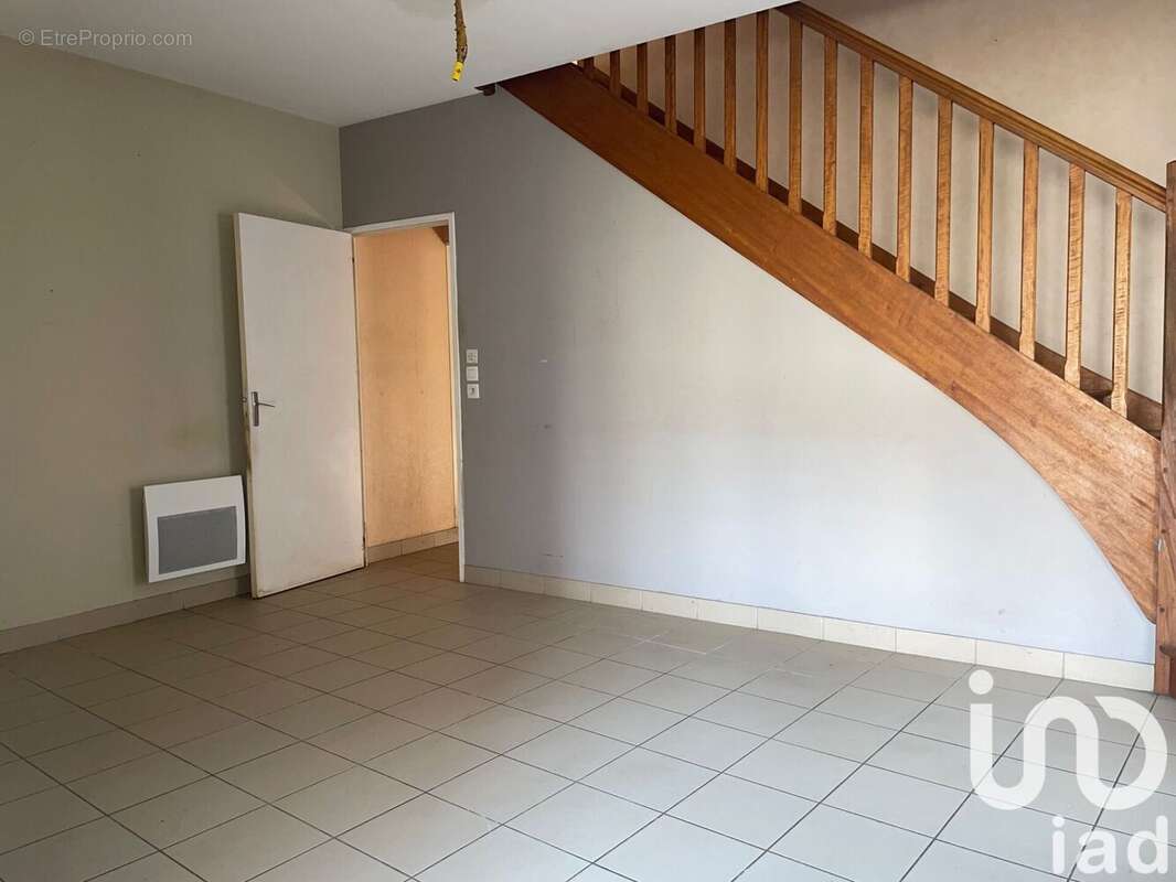 Photo 4 - Maison à MONNIERES