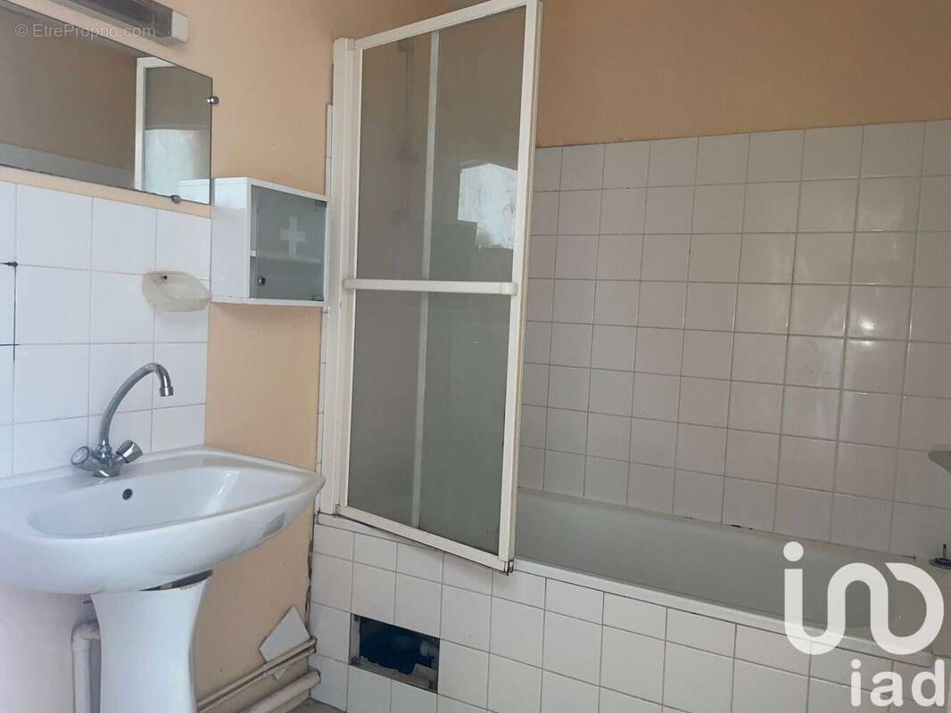 Photo 5 - Maison à MONNIERES