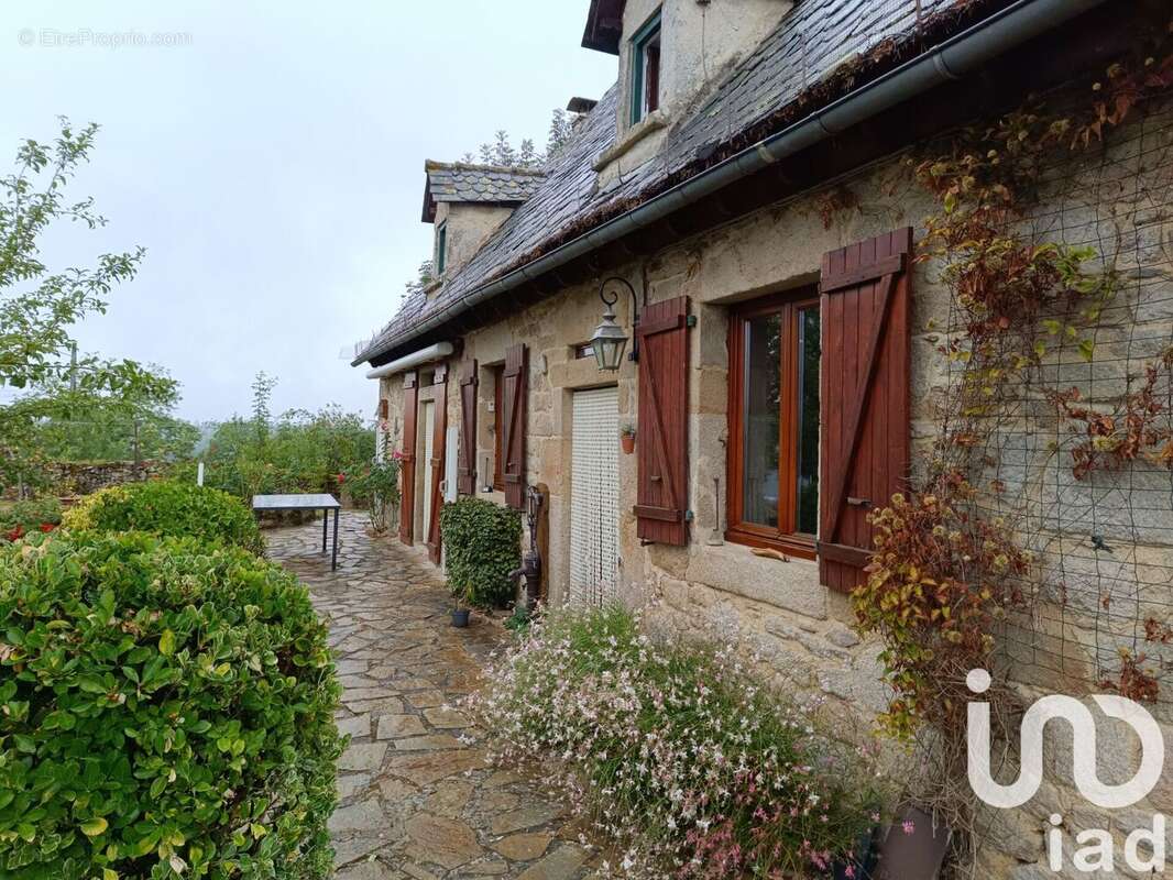 Photo 3 - Maison à SAINT-JULIEN-AUX-BOIS