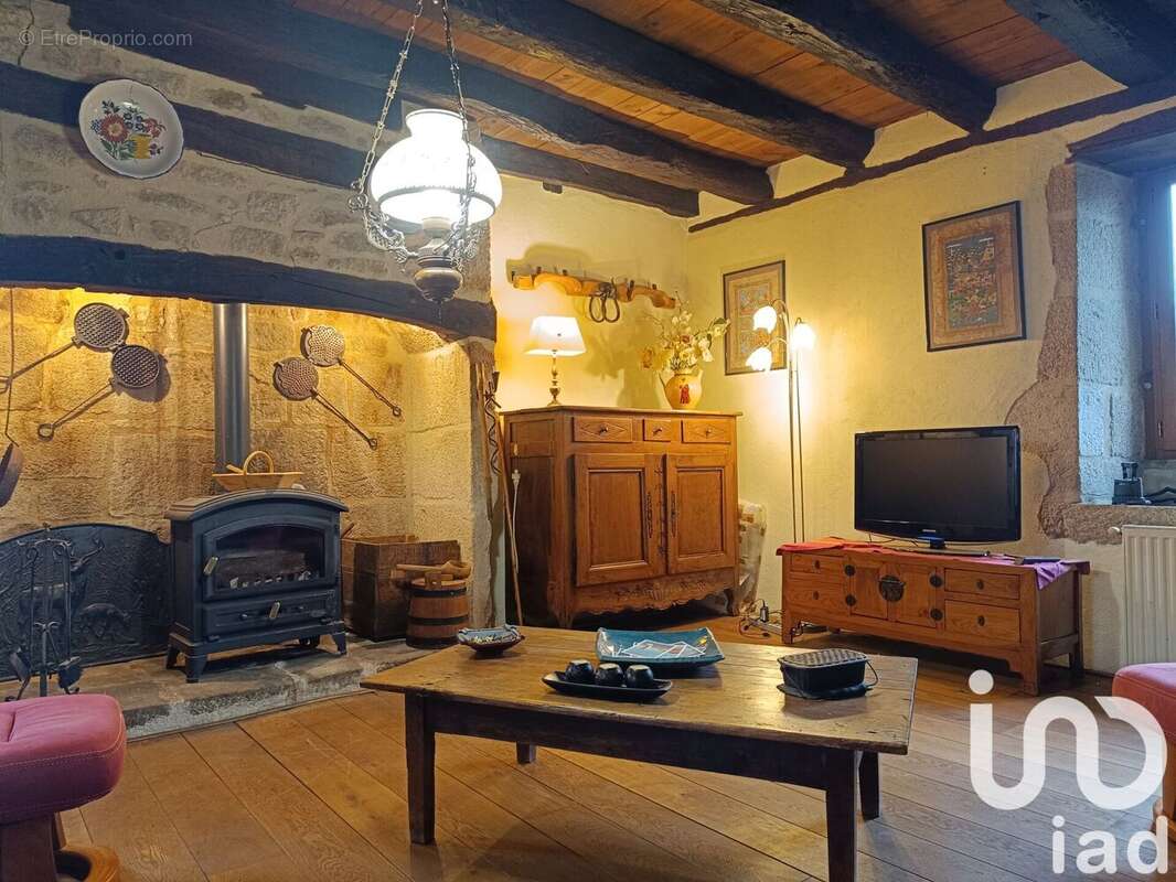 Photo 8 - Maison à SAINT-JULIEN-AUX-BOIS