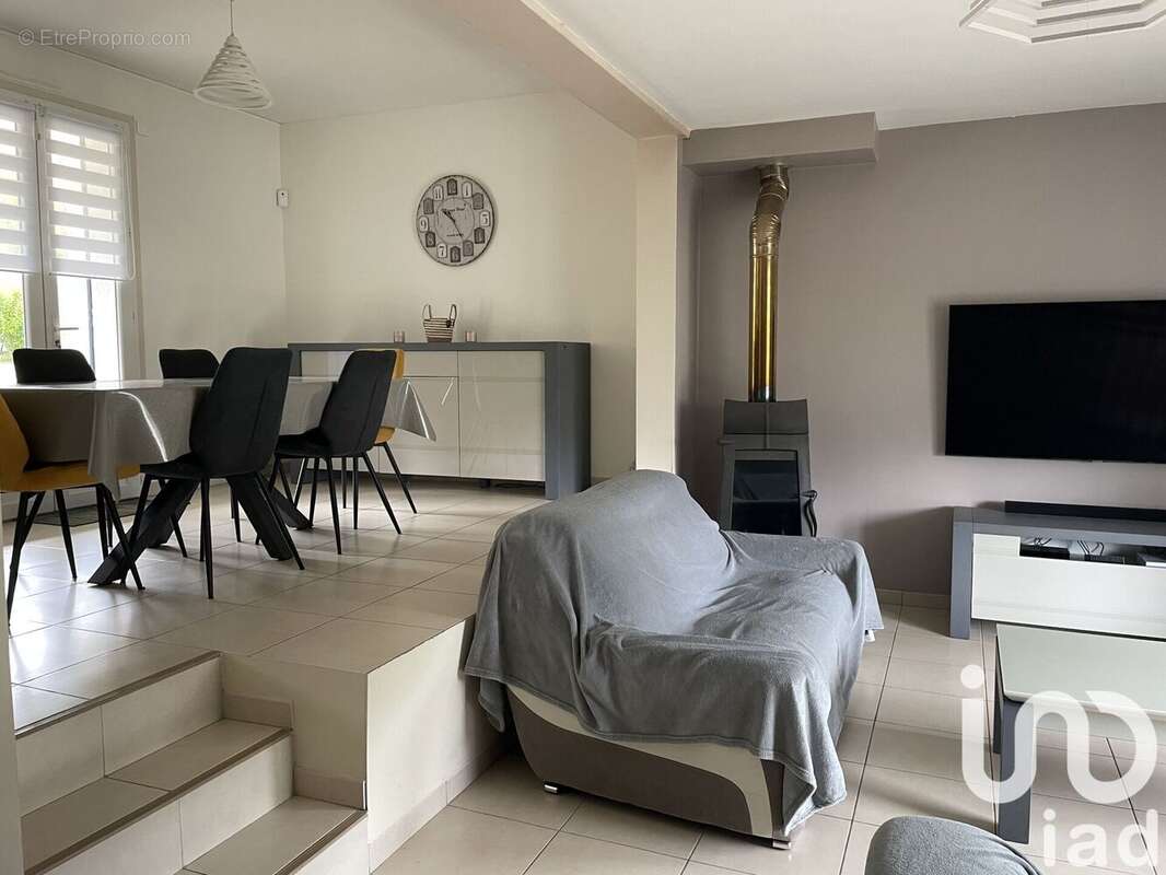 Photo 2 - Maison à SAINTES