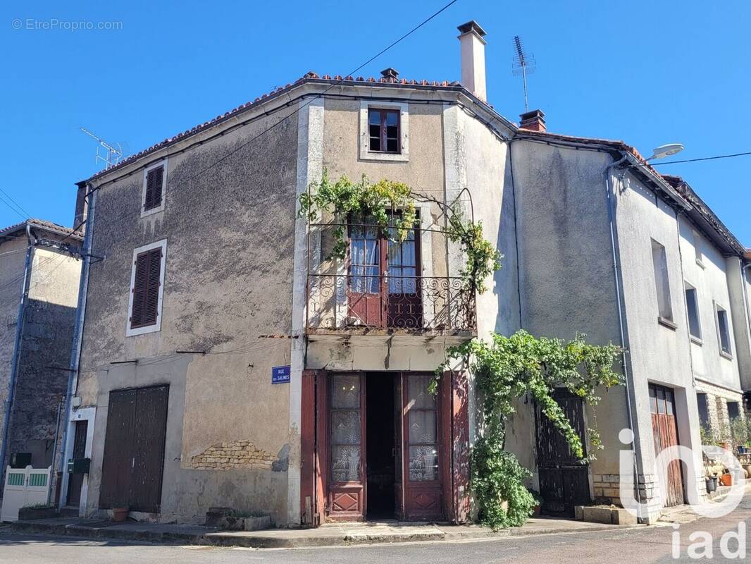 Photo 1 - Maison à CHAMPAGNE-MOUTON