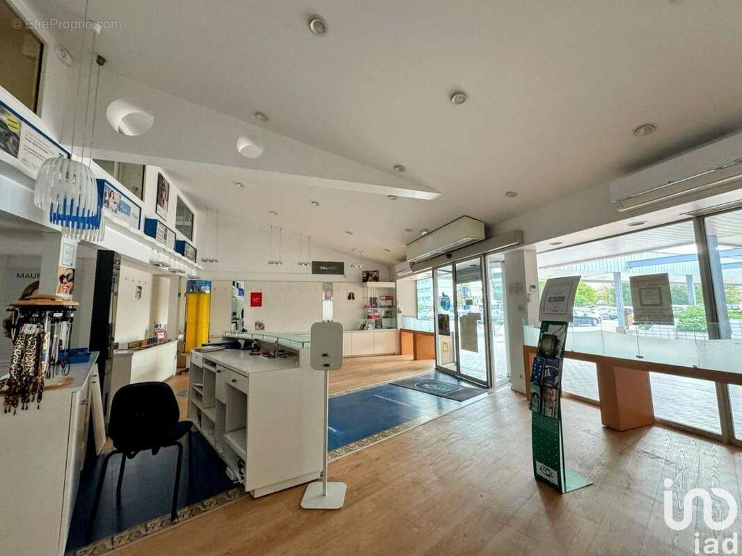 Photo 9 - Commerce à POITIERS