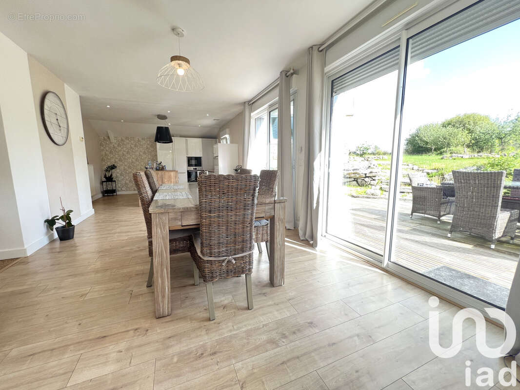 Photo 2 - Maison à JUBLAINS