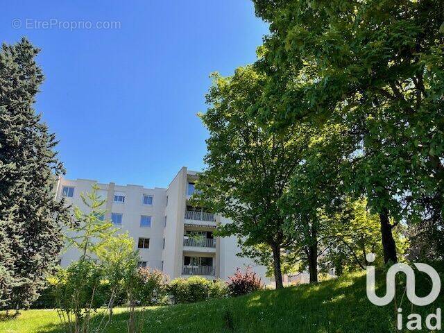 Photo 1 - Appartement à SARTROUVILLE