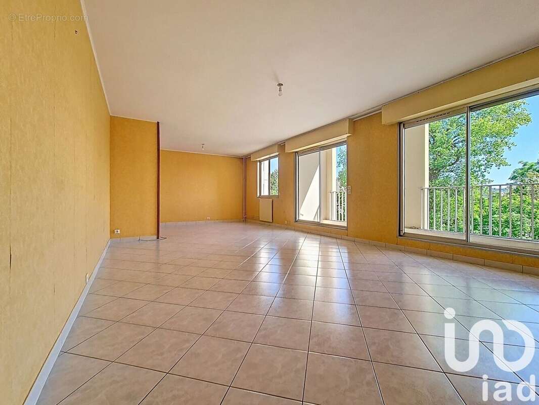 Photo 3 - Appartement à SARTROUVILLE