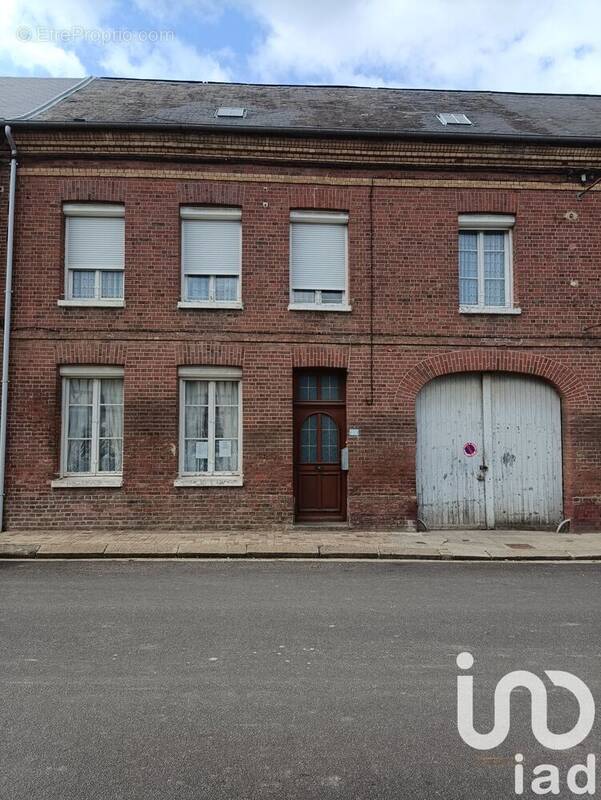 Photo 1 - Maison à LONDINIERES