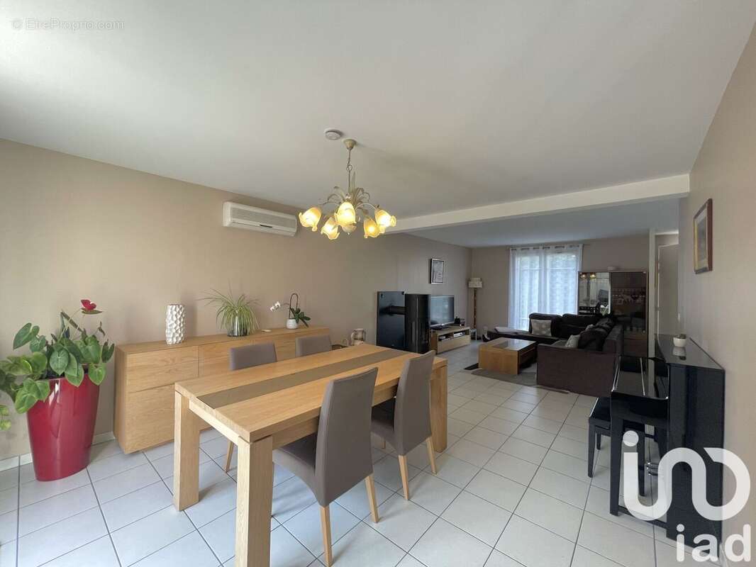 Photo 3 - Maison à PRINGY