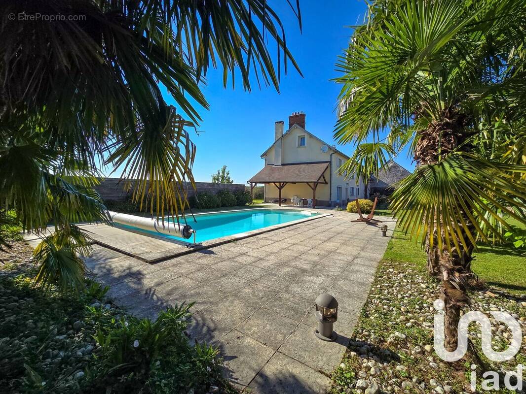 Photo 1 - Maison à SAINT-PIERRE-DU-PERRAY