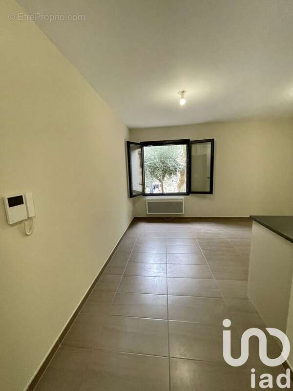 Photo 6 - Appartement à VILLENEUVE-LES-AVIGNON