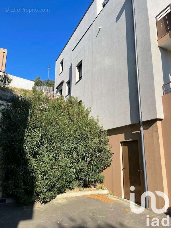 Photo 9 - Appartement à VILLENEUVE-LES-AVIGNON