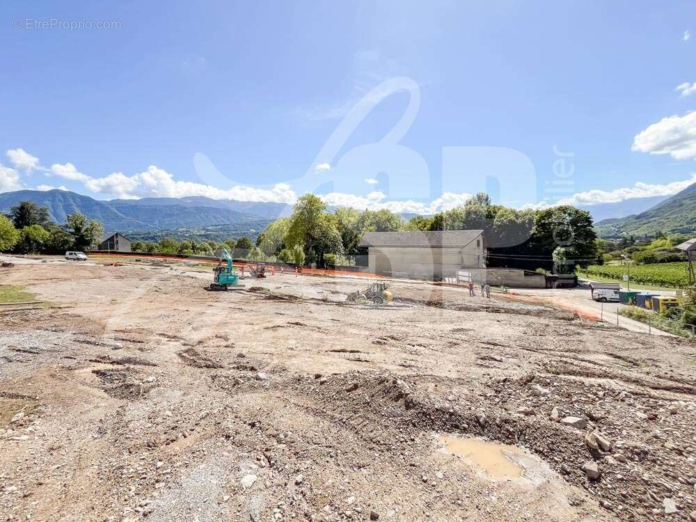 Terrain viabilisé (Lot 13) - Terrain à SAINT-PIERRE-D&#039;ALBIGNY