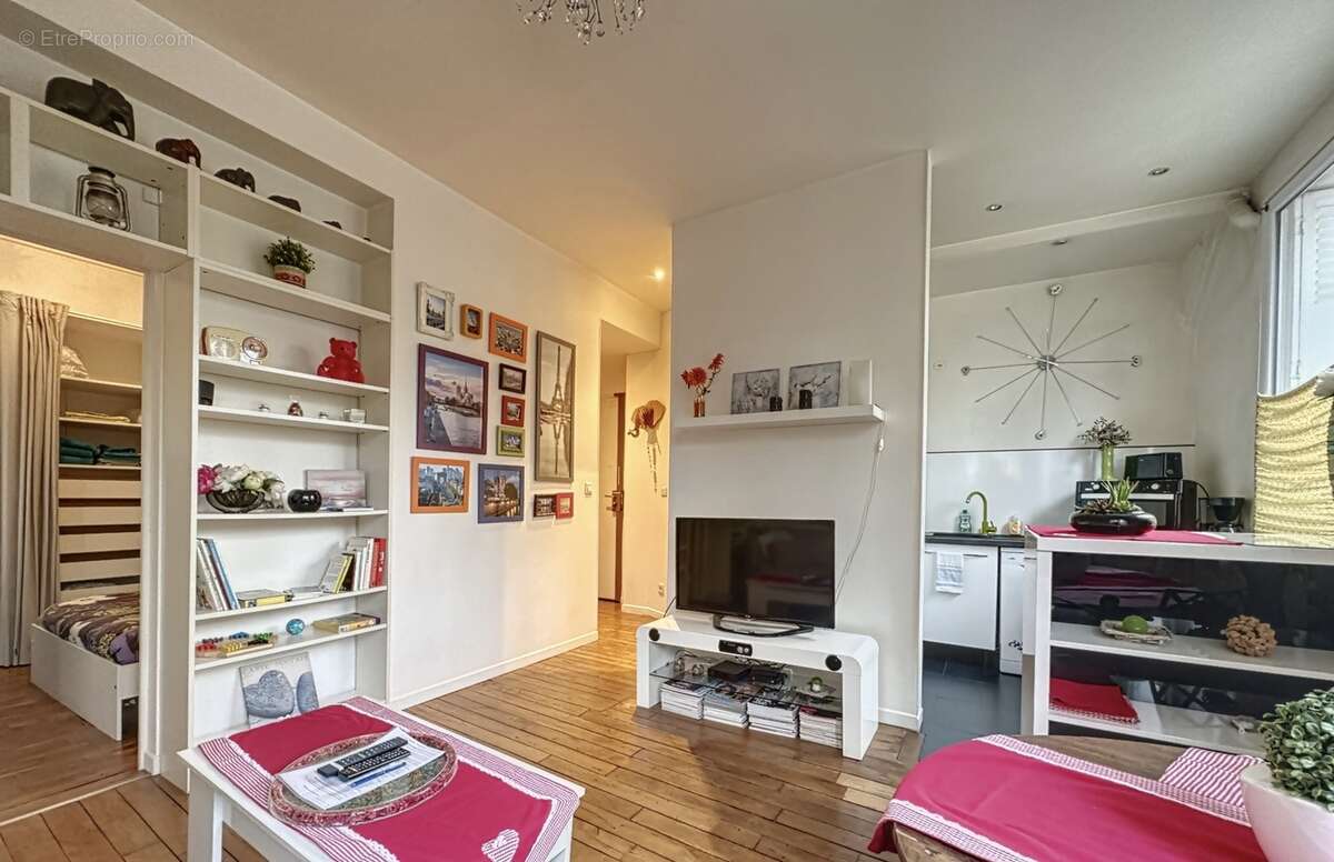 Appartement à CLICHY