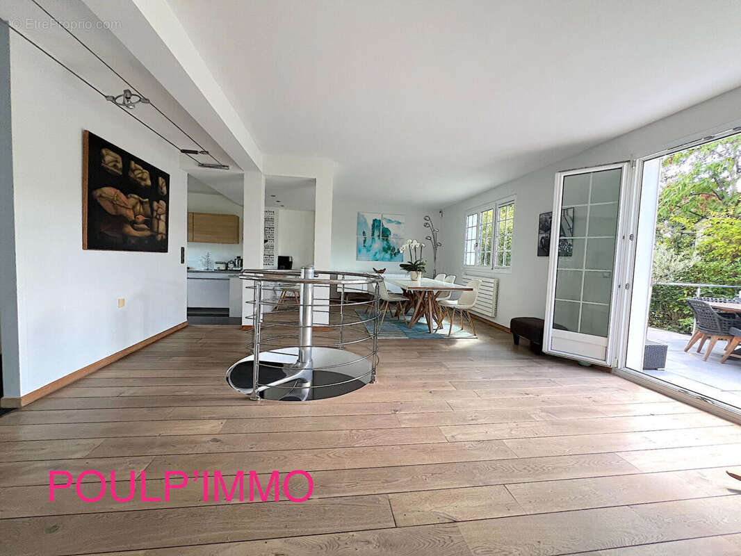 Maison à CROISSY-SUR-SEINE