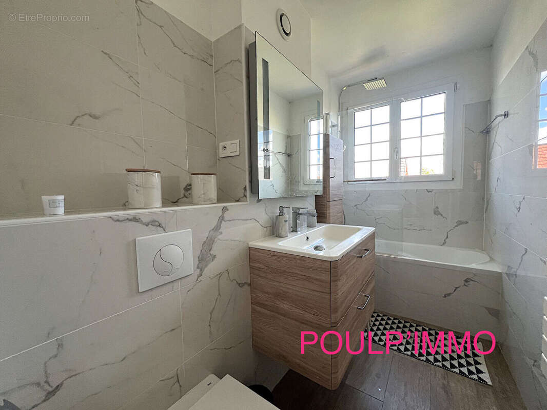 Maison à CROISSY-SUR-SEINE