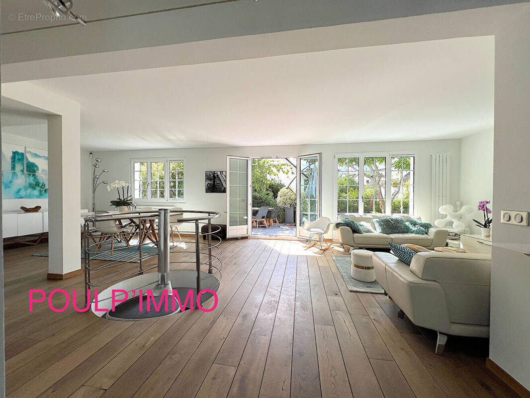 Maison à CROISSY-SUR-SEINE