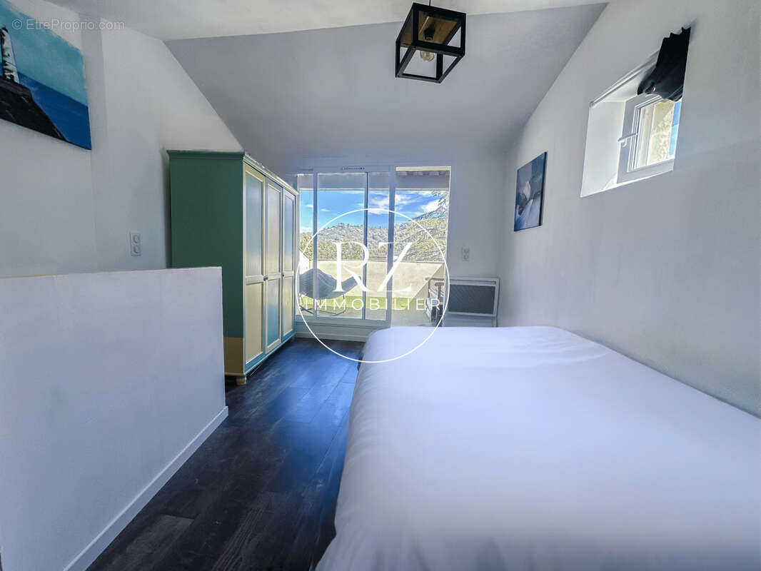 Maison à SAINT-ZACHARIE