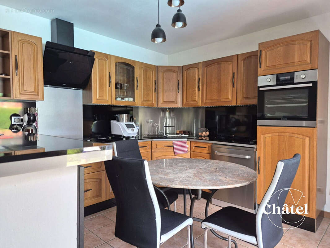 Maison à PONT-SAINTE-MAXENCE