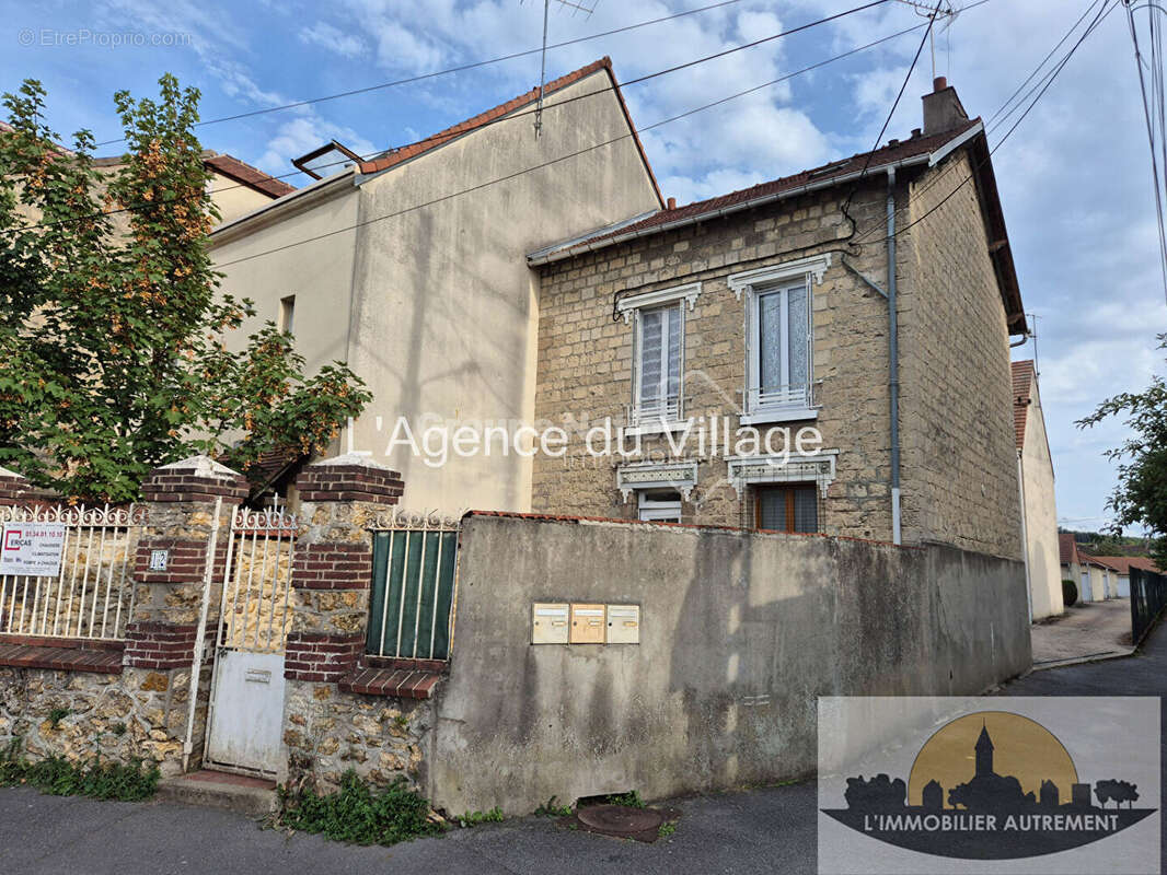 Appartement à BEAUMONT-SUR-OISE