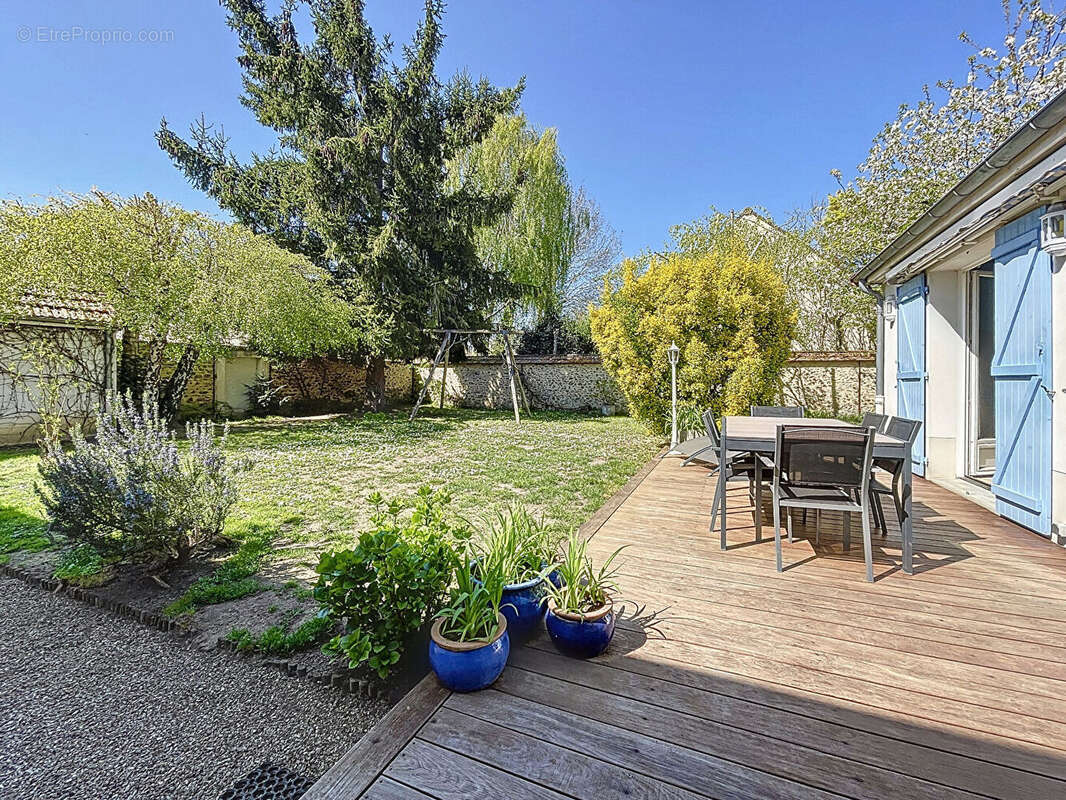 Maison à LE TREMBLAY-SUR-MAULDRE