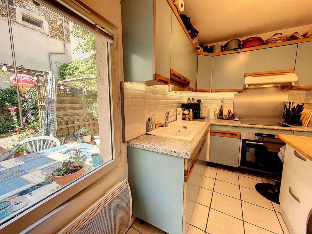 Appartement à NEAUPHLE-LE-CHATEAU