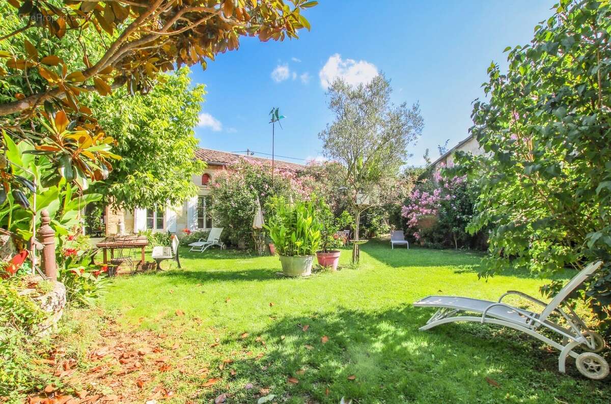 Appartement à SAINT-ANDRE-DE-CUBZAC