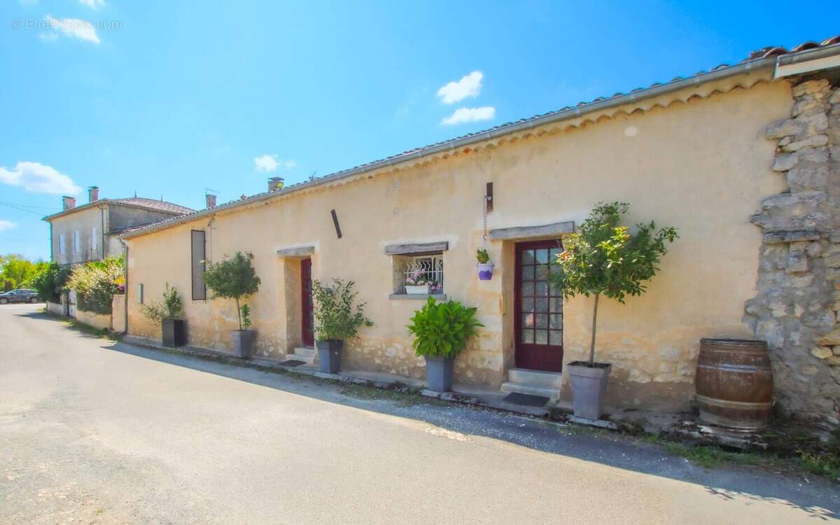 Appartement à SAINT-ANDRE-DE-CUBZAC