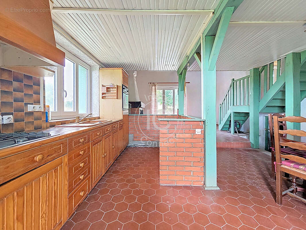 Maison à SAINT-GEORGES-HAUTE-VILLE