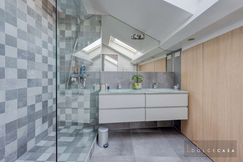 Appartement à NOGENT-SUR-MARNE