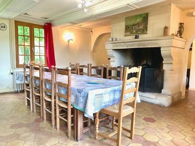 Autre à SAINT-MARTIN-DE-MAILLOC